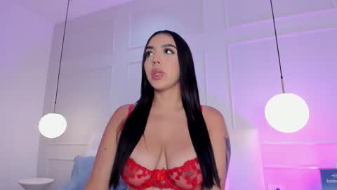  B E L L A   online show from 03.04.26