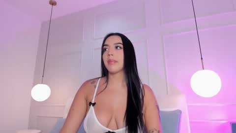  B E L L A   online show from 03.14.26