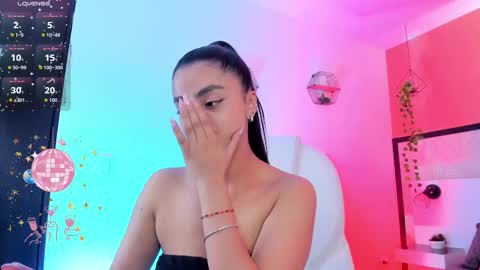 Snapshot of bella_walker_ chatting on 02.27.26 BELLA online show from 02.27.26