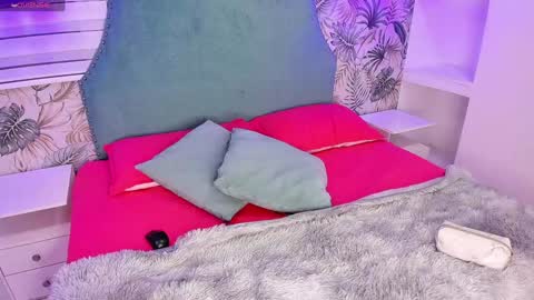 Bella Becca  online show from 12.21.24