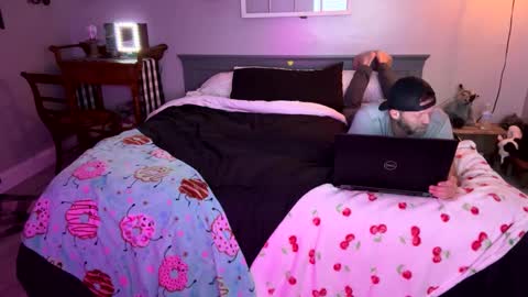 Roxy Rain online show from 02.22.25