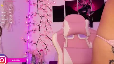 Snapshot of bellabills chatting on 01.16.26 Bella online show from 01.16.26