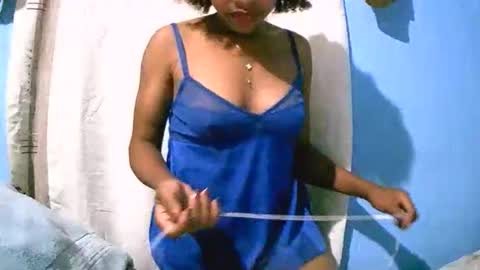 bellaena online show from 11.20.25