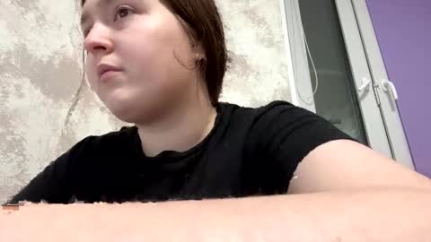 Charming Hamster  online show from 12.17.25