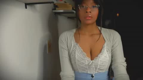 Snapshot of bellahproudly chatting on 07.05.26 Bellah online show from 07.05.26
