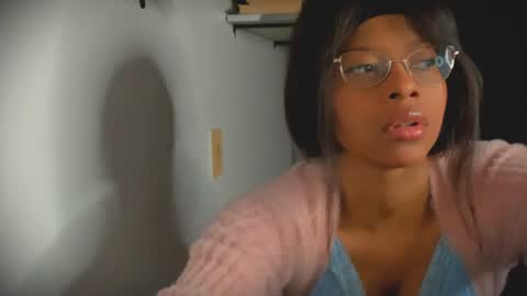 Snapshot of bellahproudly chatting on 07.17.26 Bellah online show from 07.17.26