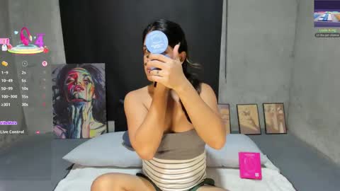 Snapshot of bellalovesherfellas chatting on 02.08.26 BellaLovesHerFellas online show from 02.08.26