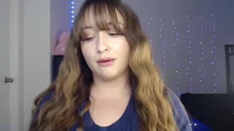 Snapshot of bellamonroee chatting on 01.30.25 Bella Monroe online show from 01.30.25