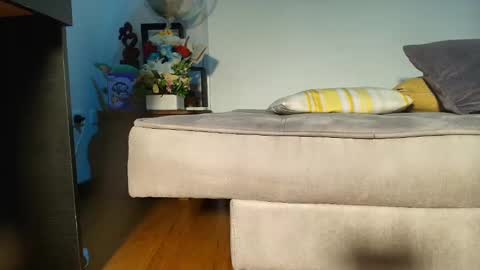 Camille  online show from 03.04.25