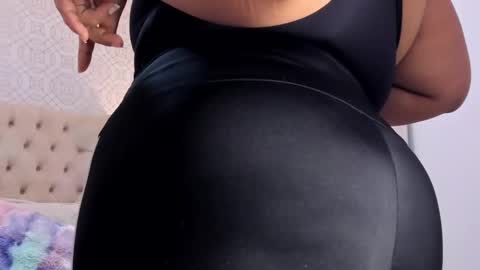 Bella Nix big tits online show from 11.08.25