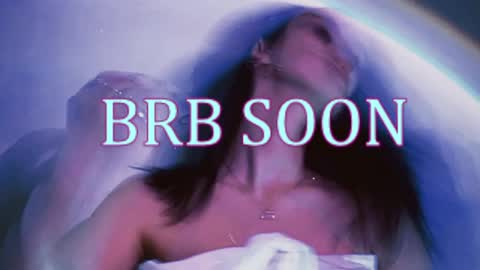 bellaparker_ online show from 04.14.26
