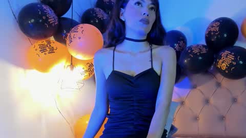 Snapshot of bellarohs chatting on 11.01.25 LUCIANA online show from 11.01.25