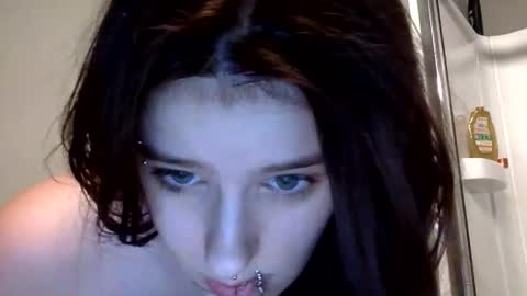 bellasellsskyy online show from 03.27.26