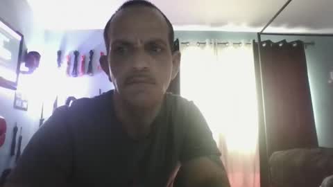 Snapshot of bellaskeykeeper chatting on 03.17.26 Bellaskeykeeper online show from 03.17.26