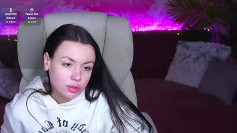 Snapshot of bellaspark_ chatting on 01.15.26 BELLA online show from 01.15.26