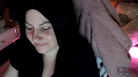 Snapshot of bellastar84 chatting on 08.05.26 Starr40 online show from 08.05.26
