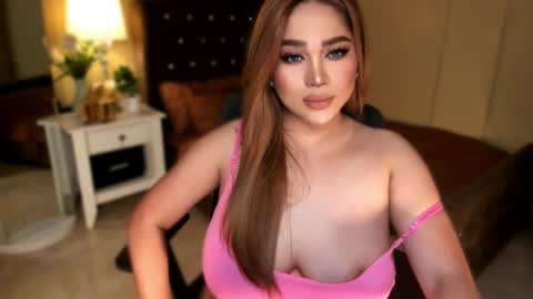 BELLA JONES online show from 04.11.26