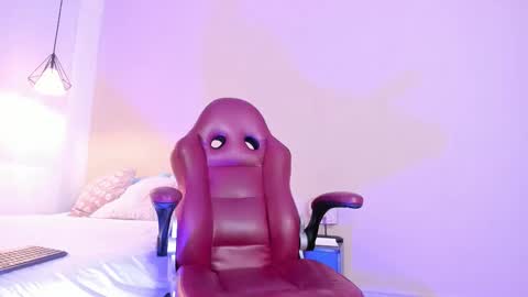 Bella Wild online show from 03.16.26