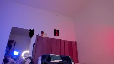 Snapshot of bellaxtar chatting on 01.14.25 Bella online show from 01.14.25