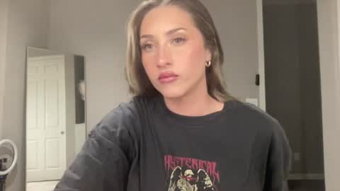 Snapshot of bellaxxboo chatting on 08.01.26 Bella Rose online show from 08.01.26