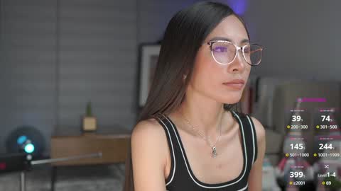 Belle Adrienne  IG  online show from 12.11.24