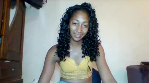 belle_annah online show from 05.07.26
