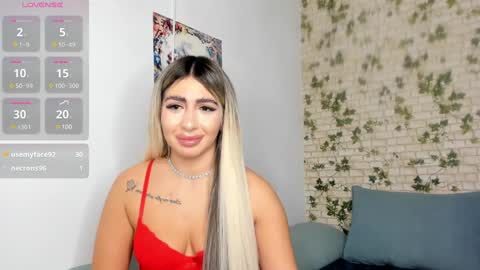 LucyJelly online show from 12.09.24