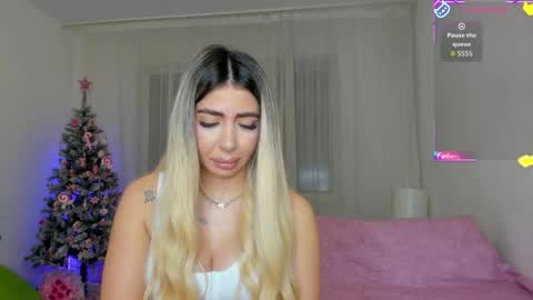 LucyJelly online show from 12.17.25