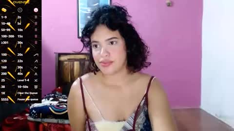 Snapshot of belle_katty000 chatting on 10.13.25 SOFIA online show from 10.13.25