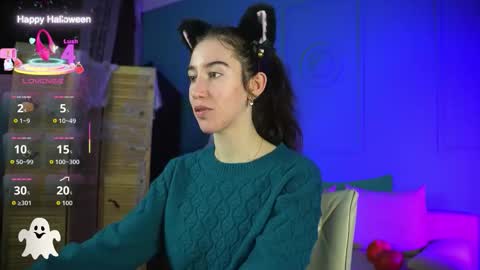 Bella online show from 10.31.25