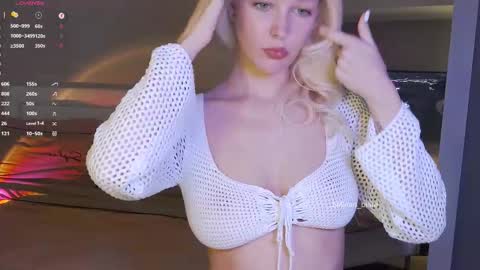 Snapshot of bellean_blare chatting on 09.12.25 BELLEAN online show from 09.12.25