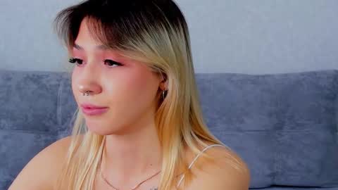 Bella online show from 09.17.25