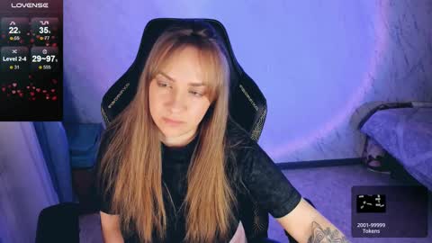 Your Annabelle Wolf  online show from 02.22.25