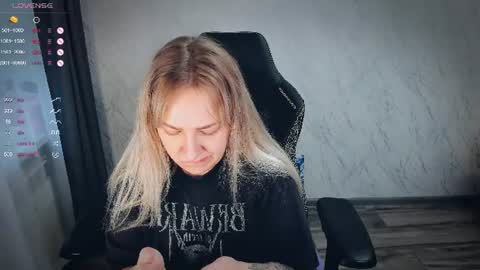 Your Annabelle Wolf  online show from 06.14.26