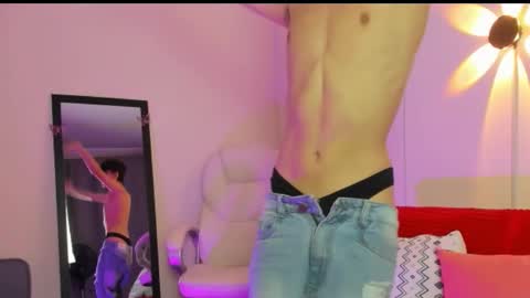 Snapshot of bellmontneon chatting on 09.18.25 Neon online show from 09.18.25