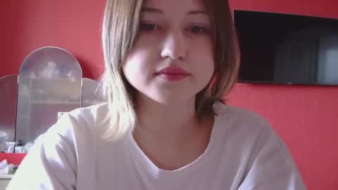 Snapshot of belovedmary chatting on 04.30.26 belovedmary online show from 04.30.26