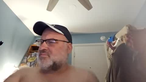 Bendavewill online show from 12.04.25