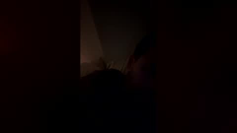 Snapshot of bendumont142 chatting on 02.01.26 bendumont142 online show from 02.01.26