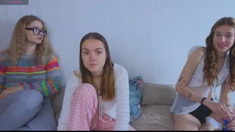 Snapshot of benevolently chatting on 05.15.26 KENDALL NATHAN online show from 05.15.26