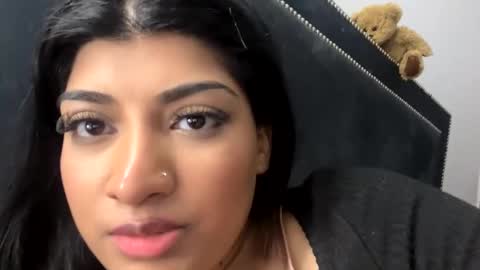 bengalibaddie7_x online show from 05.22.26
