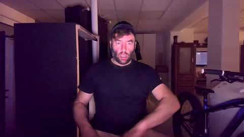 Robert  1984 online show from 10.12.25