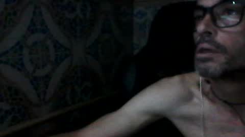 Snapshot of benidorm9 chatting on 06.15.26 benidorm9 online show from 06.15.26