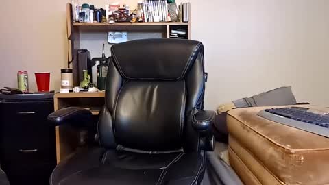 Snapshot of benjammin11311 chatting on 10.27.25 Benjammin online show from 10.27.25