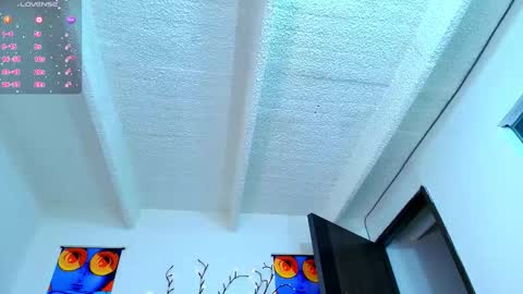 Snapshot of benn_ulus chatting on 12.18.25 benn_ulus online show from 12.18.25