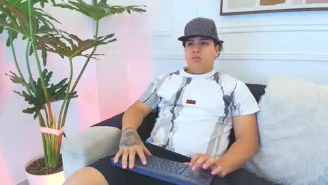 bennett_alejoo online show from 11.07.25