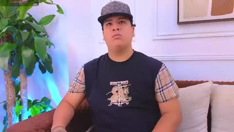 Snapshot of bennett_alejoo chatting on 05.26.26 bennett_alejoo online show from 05.26.26