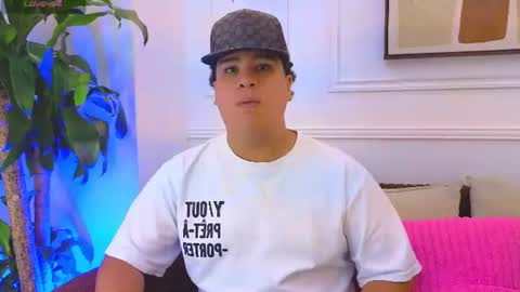 Snapshot of bennett_alejoo chatting on 06.19.26 bennett_alejoo online show from 06.19.26
