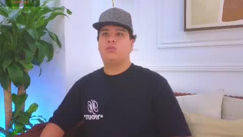 Snapshot of bennett_alejoo chatting on 07.19.26 bennett_alejoo online show from 07.19.26
