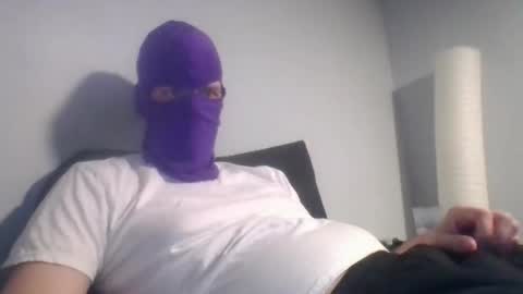 Snapshot of bennybueno chatting on 04.12.26 bennybueno online show from 04.12.26