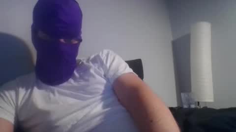 Snapshot of bennybueno chatting on 04.19.26 bennybueno online show from 04.19.26